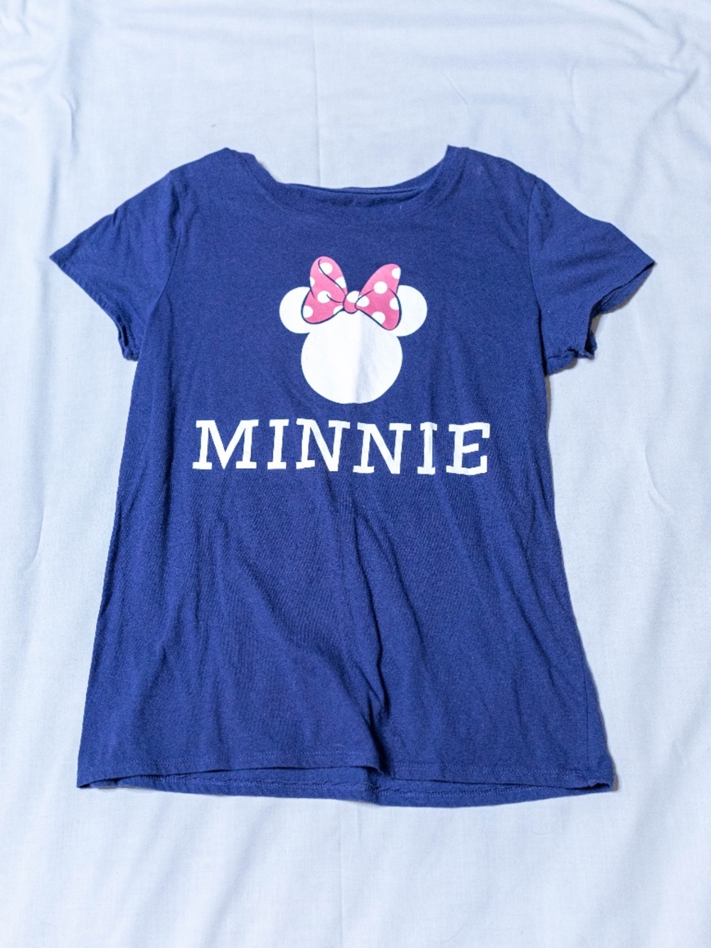 Disney Minnie Mouse Women’s Small Navy Blue Graphic T-Shirt Polka Dot Bow